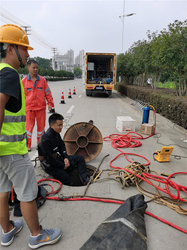 襄城翻衬法管道修复技术主要工序